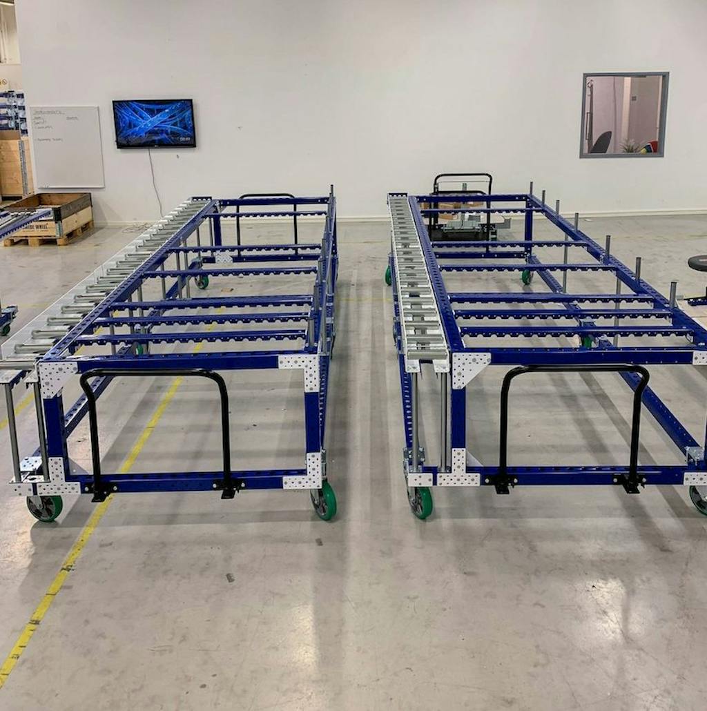 Carros de manipulación de materiales diseñados para la fabricación de equipos industriales