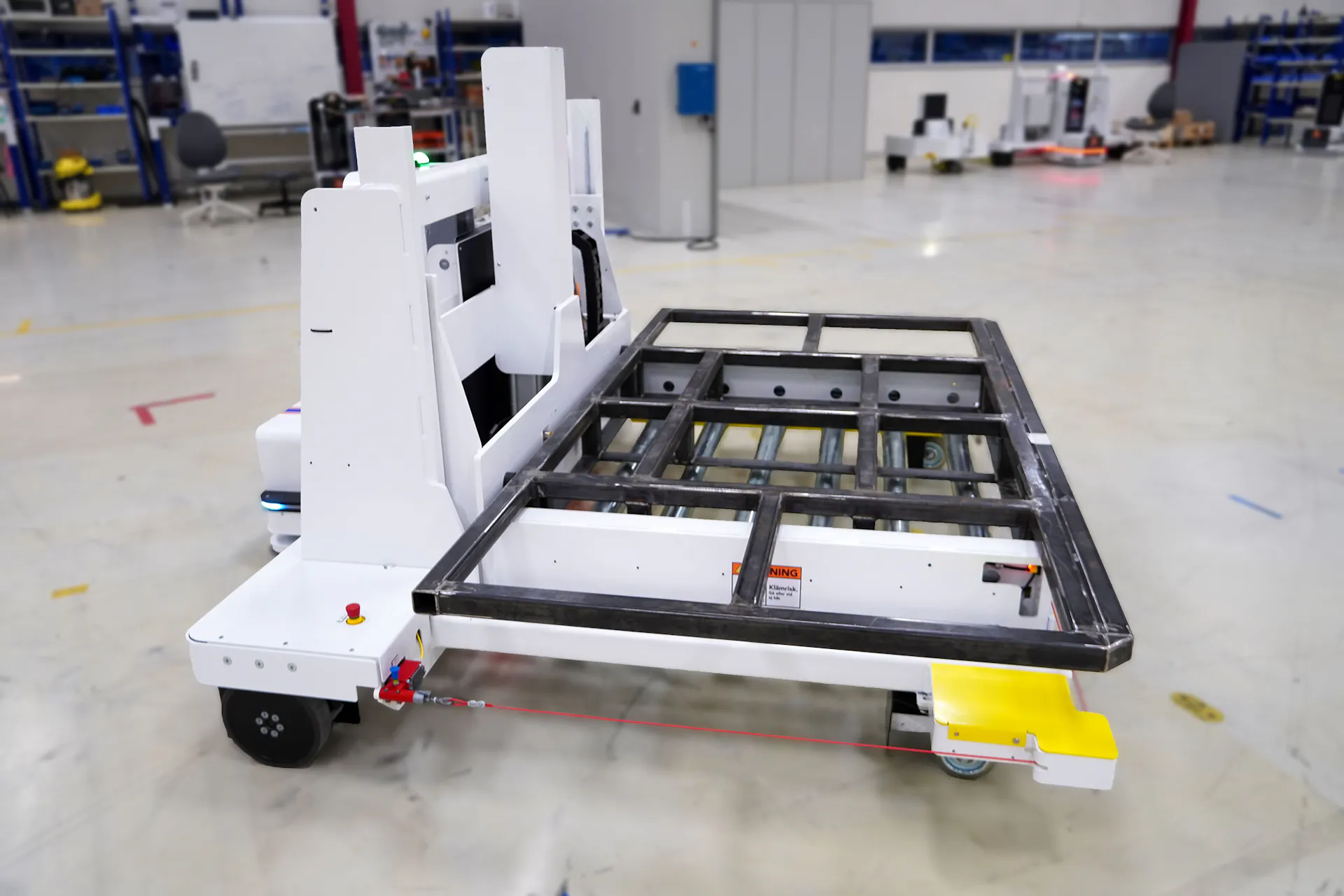 Load Carrier Rolly Roller Load Carrier to Navigator AMR | FlexQube