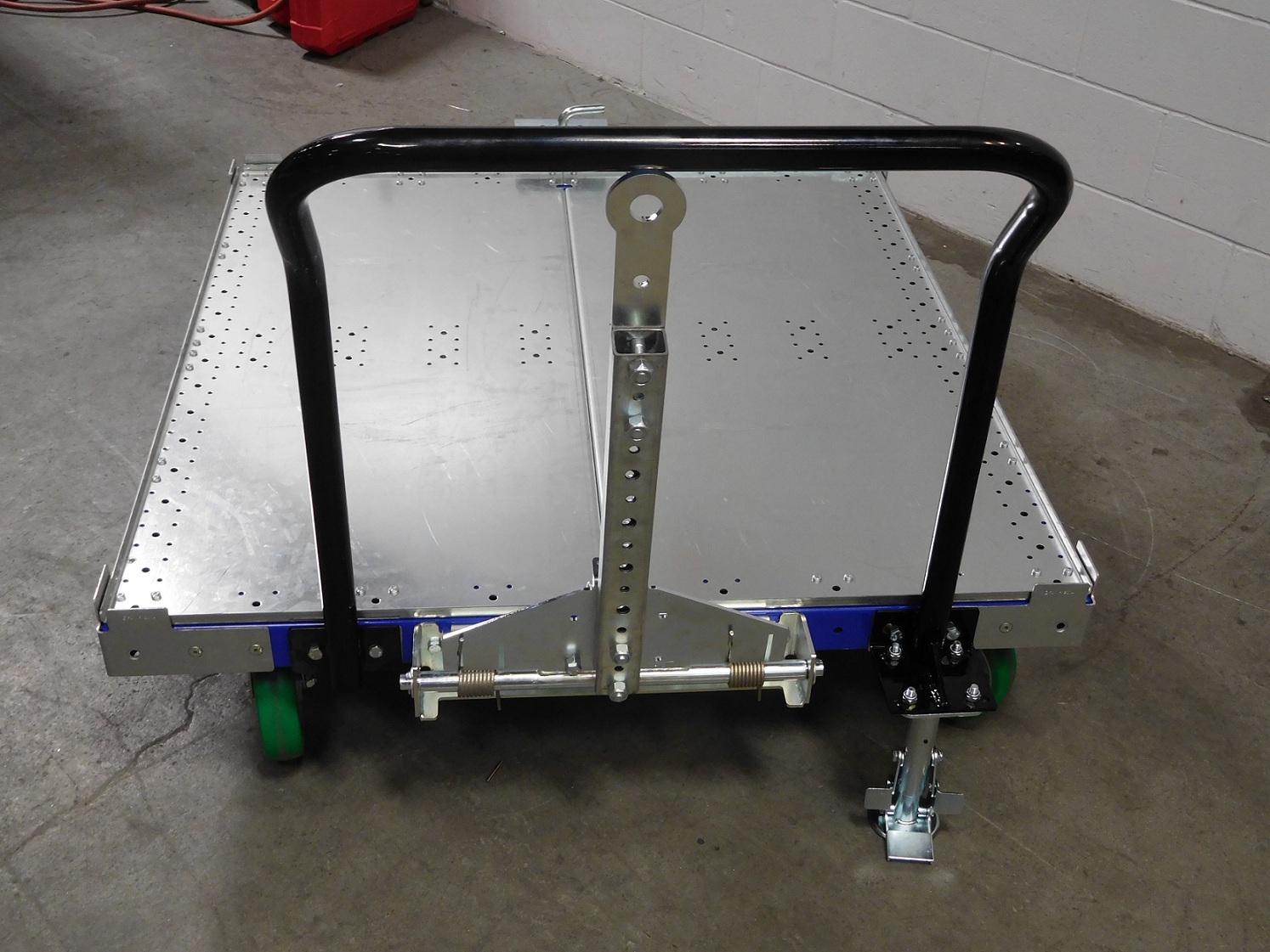 Tugger Cart 48 x 45 inch