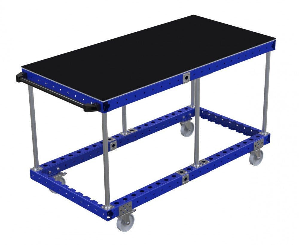 FlexQube assembly table for industrial use