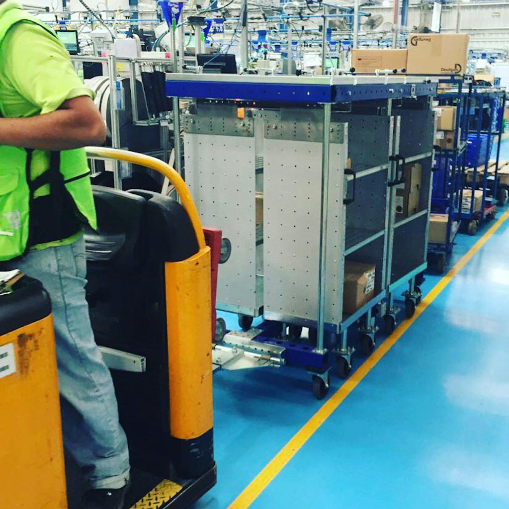 Why It's Time to Prioritize Heavy Duty Carts over Forklifts