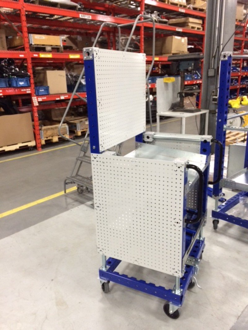 AGCO improves productivity and ergonomics with 35 new tool carts from FlexQube!