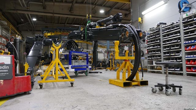 Ponsse chooses FlexQube to help provide flexible & smooth production.