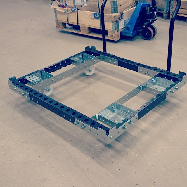 FlexQube receives an order for 150 carts from a customer in England